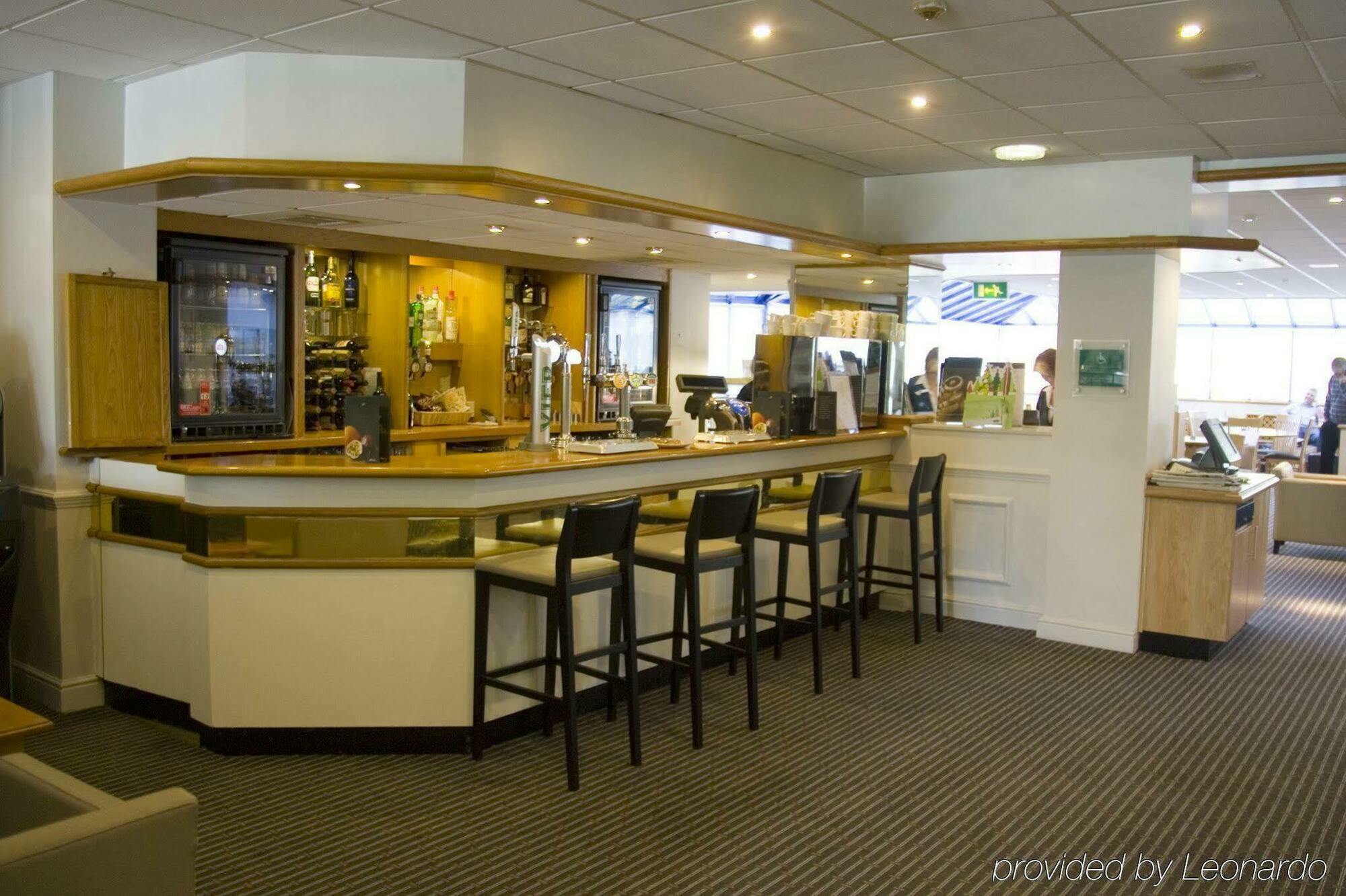 Holiday Inn Warrington By Ihg Restaurant bilde